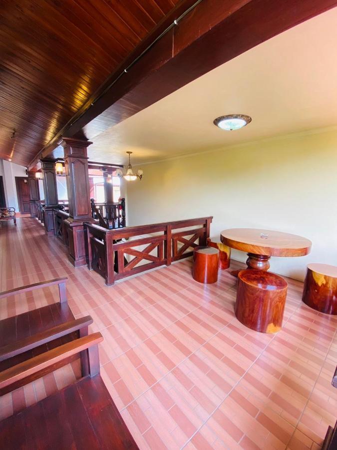 Luang Prabang Maison Vongprachan & Travel Ngoại thất bức ảnh
